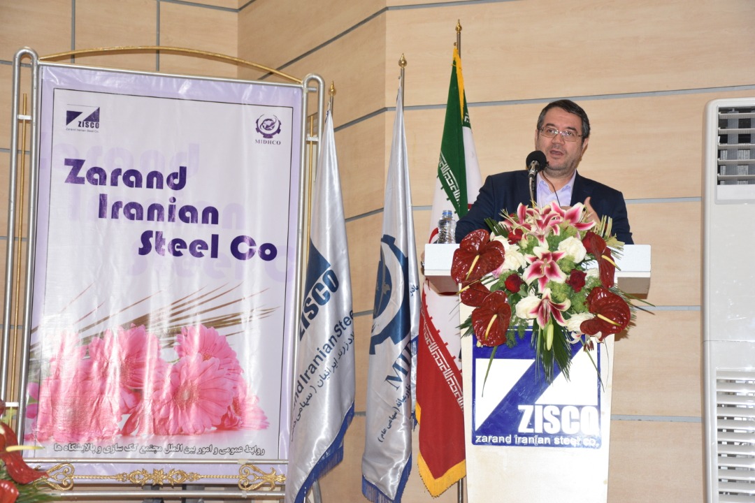  وزیر صنعت، معدن و تجارت در بازدید از مجتمع فولاد زرند ایرانیان: با سرمایه‌گذاری عظیمی که در این منطقه شده است، آینده زرند روشن خواهد بود