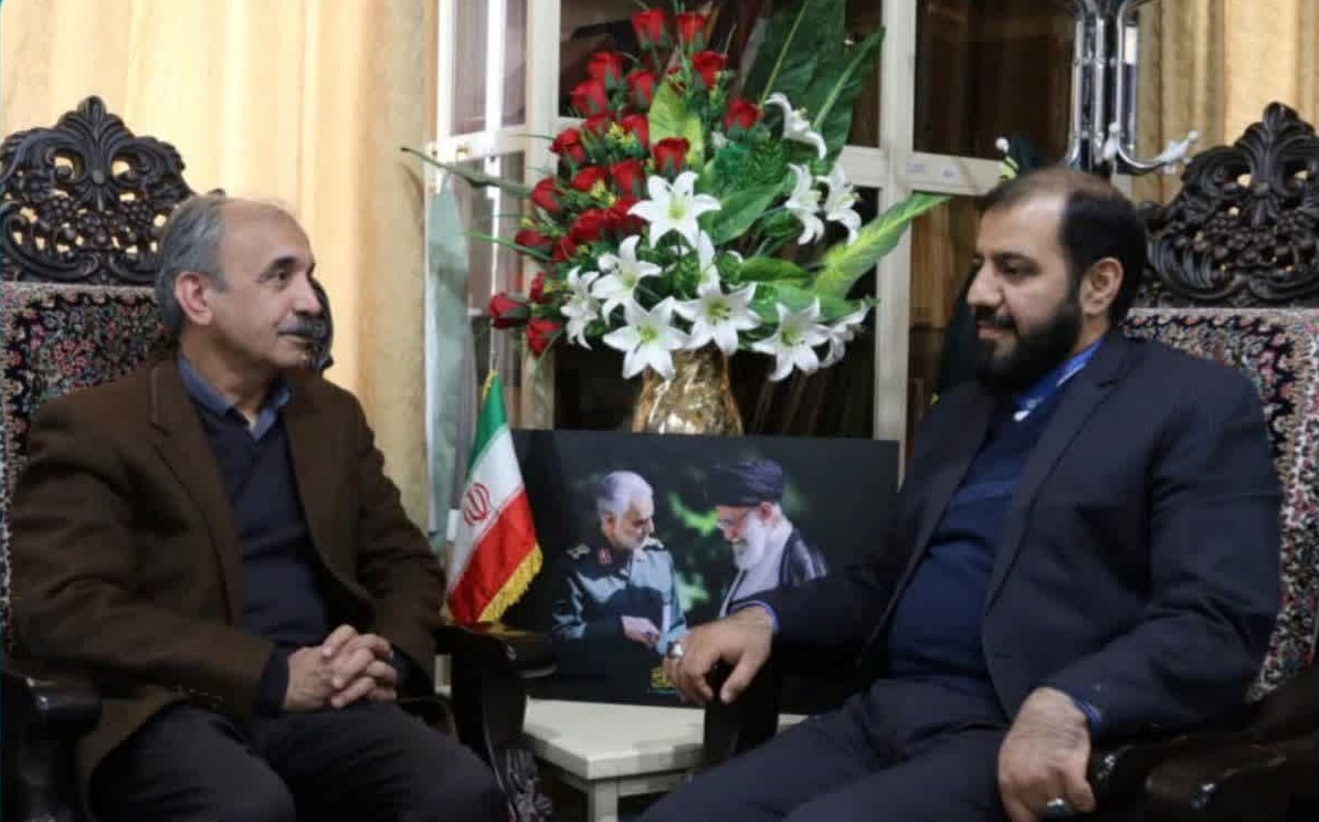 دیدار و گفت وگوی مدیر عامل شرکت فولاد زرند ایرانیان با فرماندار زرند